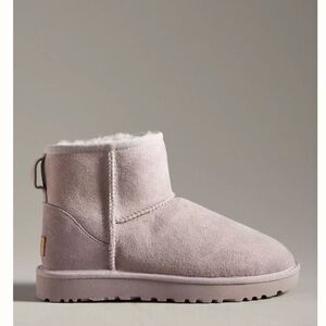 UGG Classic Mini II Boots in Pale Smoke